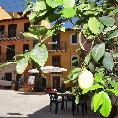 Case Albergo Al Cortiletto Licata Exterior photo